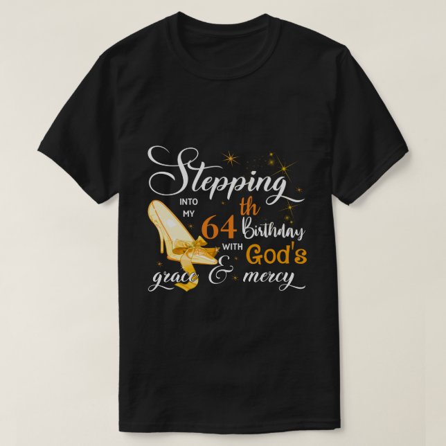 T-shirt RD Retour à mon 64e anniversaire avec la grâce de  (Design devant)