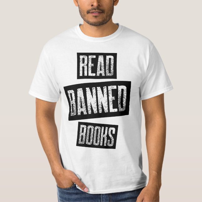 T-shirt Read Banned Books (Devant)
