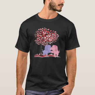T-shirt Red Heart Tree Elephant Hugs Couple Valentine's Da