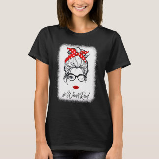 T-shirt Red Ribbon Week Wink Eye Messy Bun Lunettes Juste 