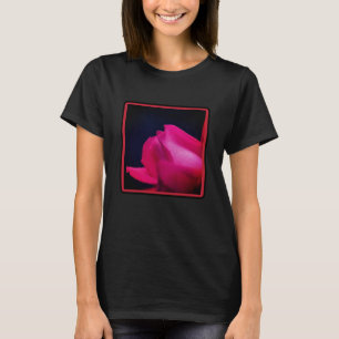 T-shirt Red Rosebud Raindrops