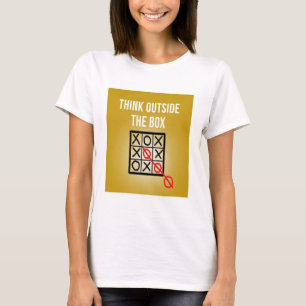 T-shirt Réfléchissez à l'extérieur de la boîte