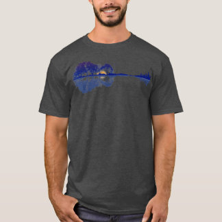 T-shirt Réflexions sur le lac de Guitare dans les amateurs