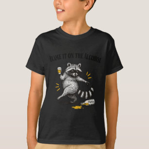 T-shirt Rejetez la faute sur l'alcool Raton laveur ivre Mè