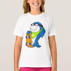 T-shirt Requin comme patineur avec skateboard