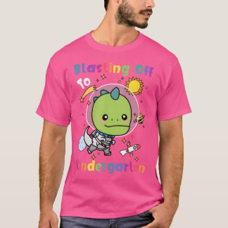 T-shirt Retour À La Maternelle Dans L'Espace Scolaire