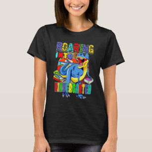 T-shirt Retourner À L'École Dinosaure Se Rouler À La Mater