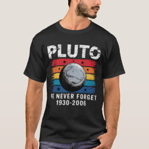 T-shirt Retro Pluto Nous n'oublions jamais la justice pour