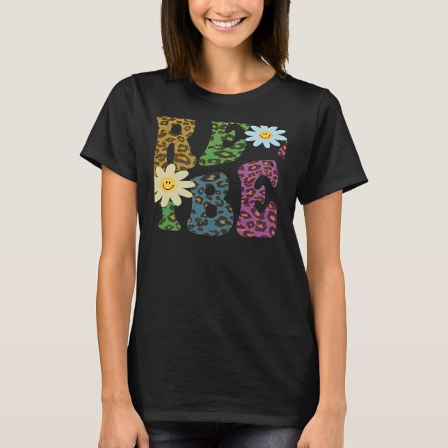 T-shirt Retro PRE K VIBES Teacher Peace Love PreK Pink (Devant)
