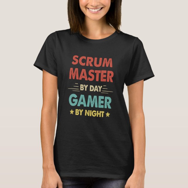 T-shirt Retro Scrum Master By Day Gamer By Night (Devant)