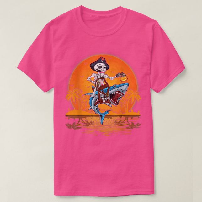 T-shirt Retro Sunset Skeleton Pirate Riding Shark Hallowee (Design devant)