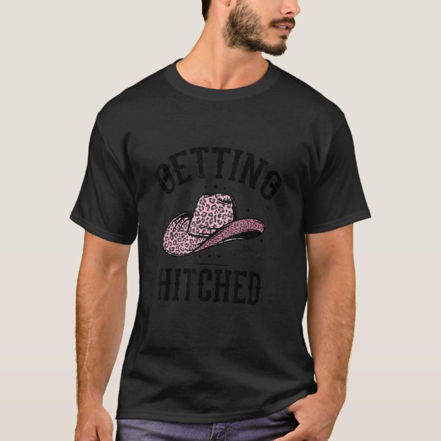 T-shirt Retro Wavy Getting Hitched Getting Rowdy Bachelore (Devant)