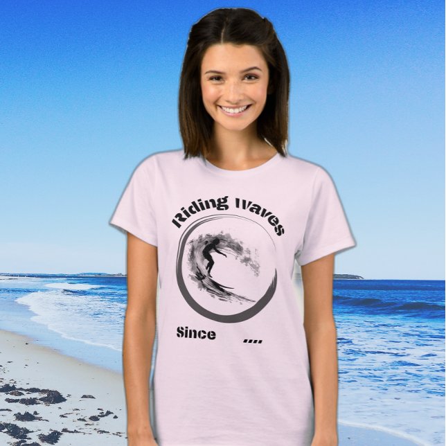 T-shirt Riding vagues depuis...conception de surfeurs noir (Créateur téléchargé)