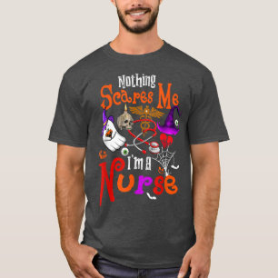 T-shirt Rien ne me fait peur Je suis une infirmière Hallow
