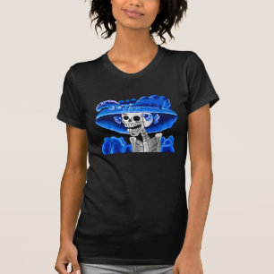 T-shirt Rire Skeleton Woman dans Blue Bonnet