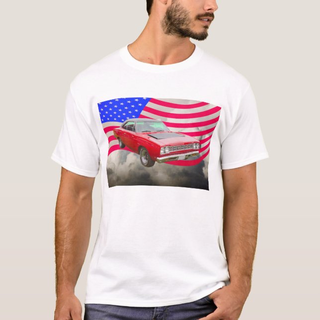 T-shirt Roadrunner 1968 de Plymouth et drapeau américain (Devant)