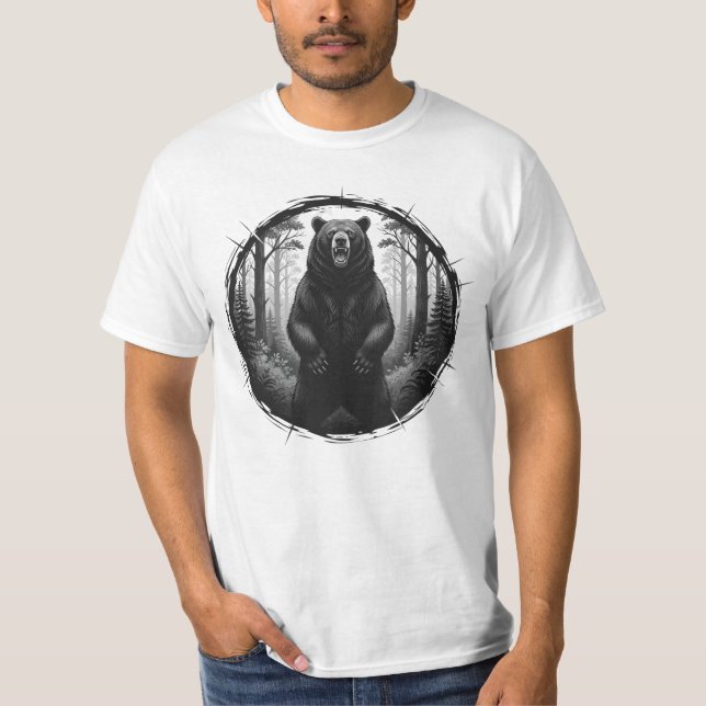 T-shirt Roaring Bear Illustration – Wild Forest Graphic T- (Devant)