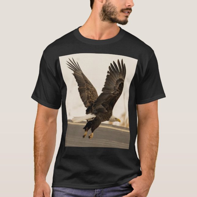 T-shirt Robe brodée d'aigle : (Devant)