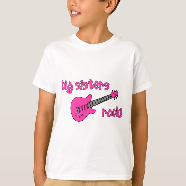 T-shirt Roche de grandes soeurs ! avec la guitare rose (Devant)