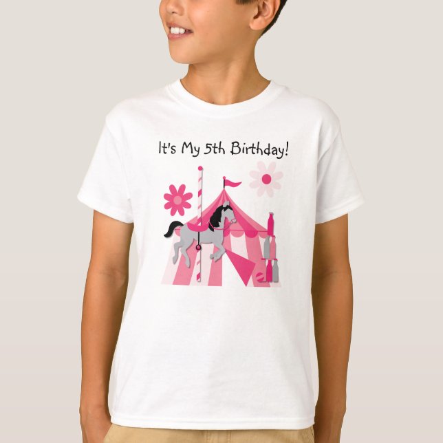 T-shirt rose d'anniversaire de cheval de carrousel (Devant)