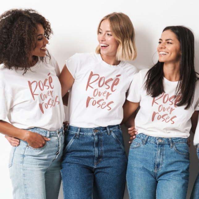 T-shirt Rosé sur la Saint Valentin rose (Créateur téléchargé)