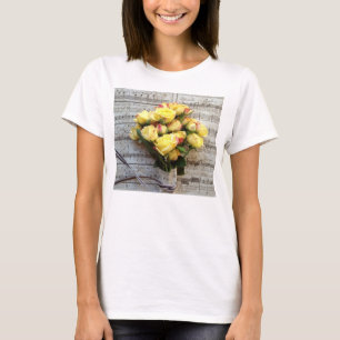 T-shirt Roses jaunes sur musique ancienne