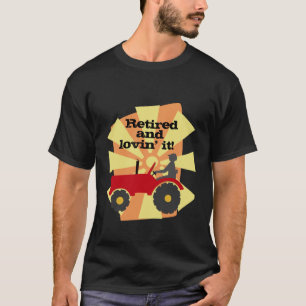 T-shirt rouge ou vert de retraite de tracteur