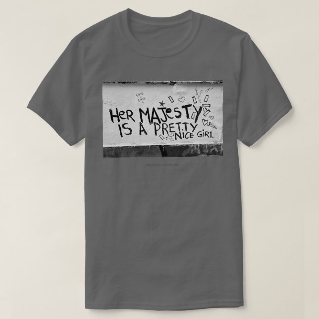 T-shirt Sa Majesté est une jolie petite fille graffiti (Design devant)