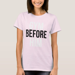 T-shirt Salle de sport devant lui