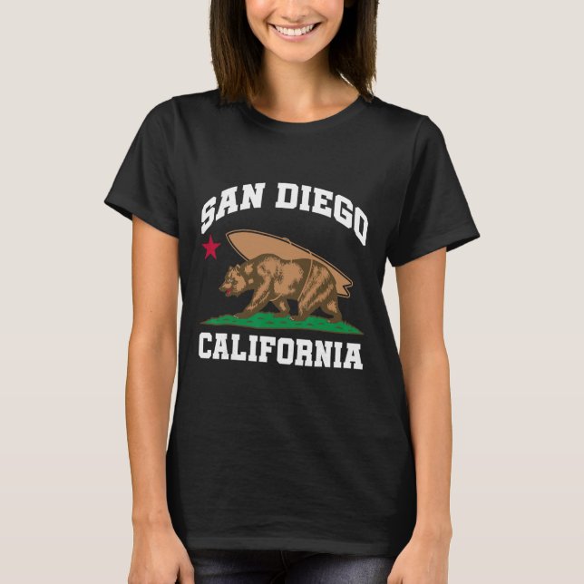 T-shirt San Diego California Bear Surfing Surfer  (Devant)