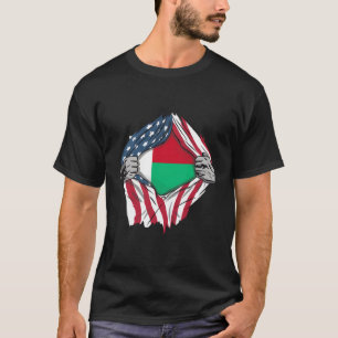 T-shirt Sang Américain Malgache En Moi Drapeaux De Pays