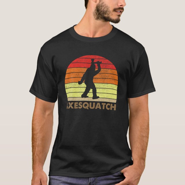 T-shirt Sasquatch Axe Throwing Funny Lumberjack Bigfoot Me (Devant)