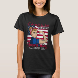 T-shirt Sassi Classique Et Une Fille Assi Californie Un Pe