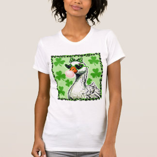 T-shirt Sassy Lucky Goose
