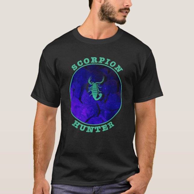 T-shirt Scorpion Hunter Arachnids Desert Night Watch Desig (Devant)