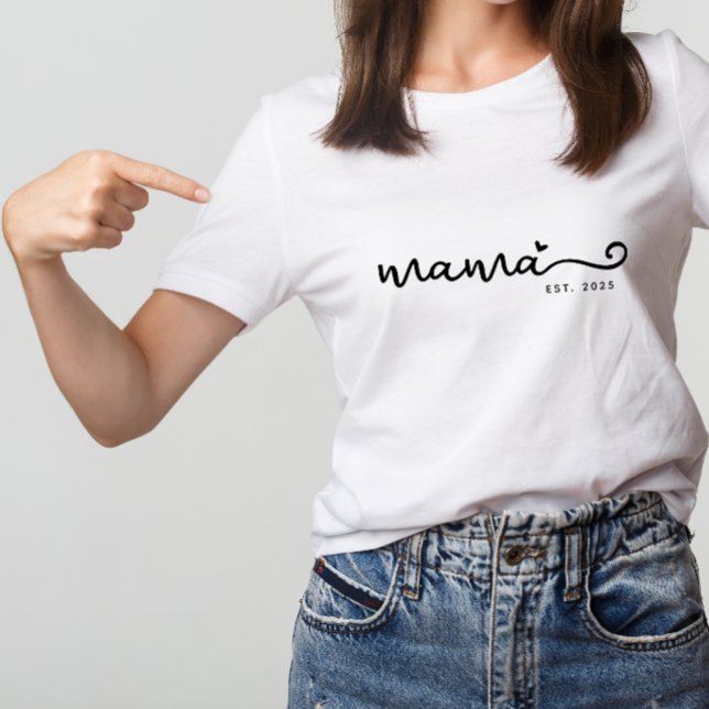 T-shirt Script Chic Mama avec Heart Est. Cadeau de la fête (Créateur téléchargé)