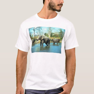 T-shirt Se baigner de boue d'éléphants d'Asie