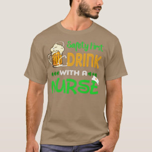 T-shirt Sécurité Première Boisson Avec Un Infirmier
