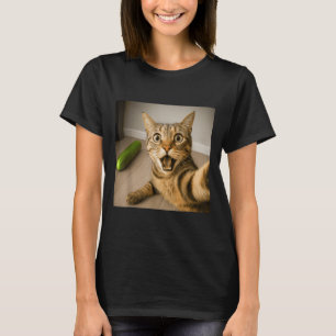 T-shirt Selfie Chat Chocé Drôle Avec Conception De Mème De