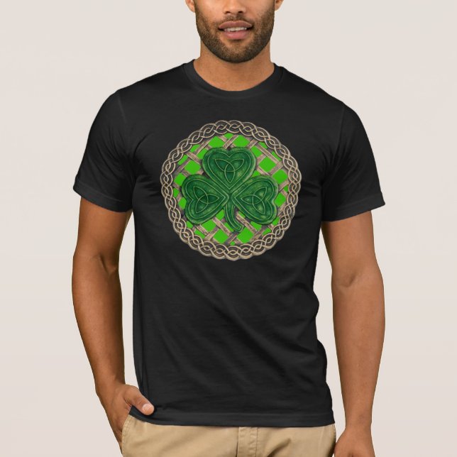 T-shirt Shamrock, treillis Et Noeuds Celtiques Sur Chemise (Devant)