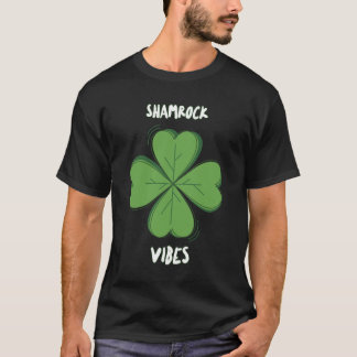 T-shirt Shamrock Vibes Four-Leaf Clover St. Paddy's Day