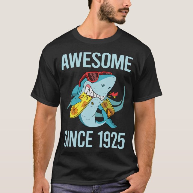 T-shirt Shark Drôle - Magnifique depuis 1925 (Devant)