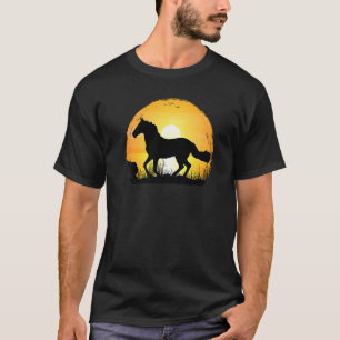 T-shirt Silhouette de race de cheval au coucher du soleil