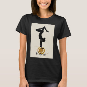 T-shirt Silhouette yoga à l'envers balance de la main zen