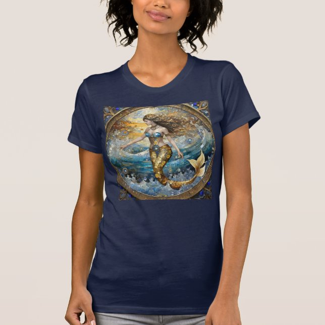T-shirt Sirène dans les vagues de l'océan (Devant)