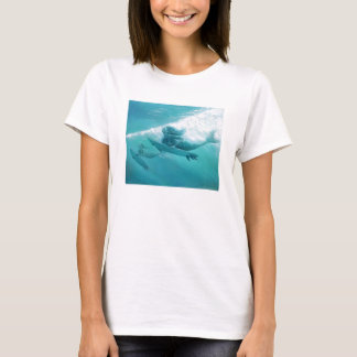 T-shirt sirènes surfant