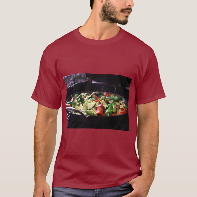 T-shirt Sizzling Veggie Pan Print Tee (Devant)