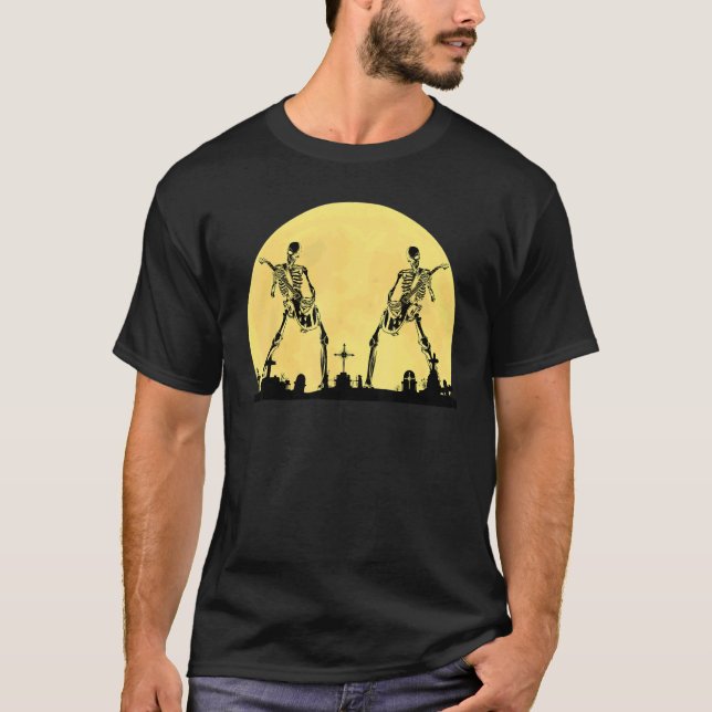 T-shirt Skeleton Playing Electric Guitar Solo in Graveyard (Devant)