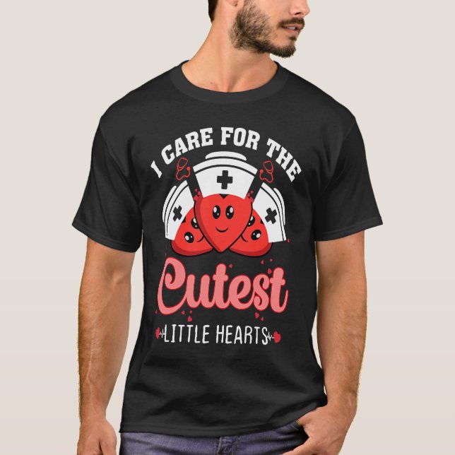 T-shirt Soins Pour Les Petits Coeurs Cutest Infirmière Val (Devant)