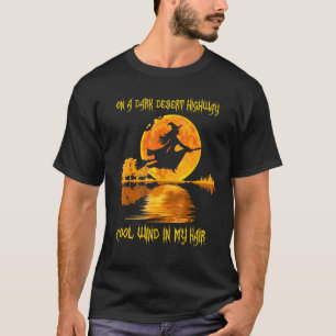 T-shirt Sorcière Chambres Sur Un Hall D'Autoroutes Du Dé